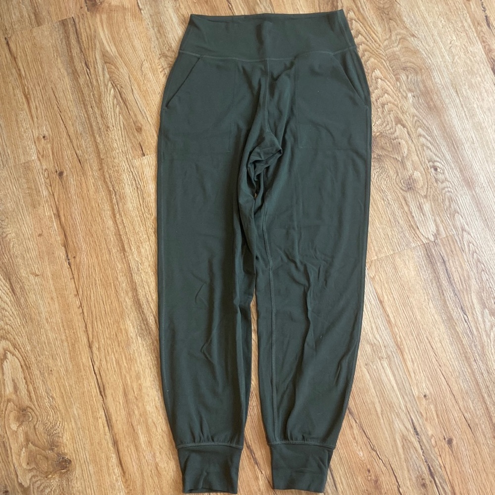 Lululemon slim joggers! Size: 6